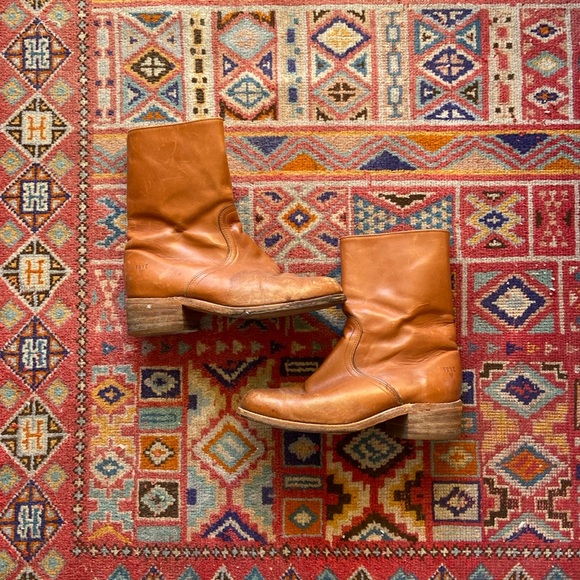 Frye Shoes - Frye Women's Tan Leather Heeled Boots